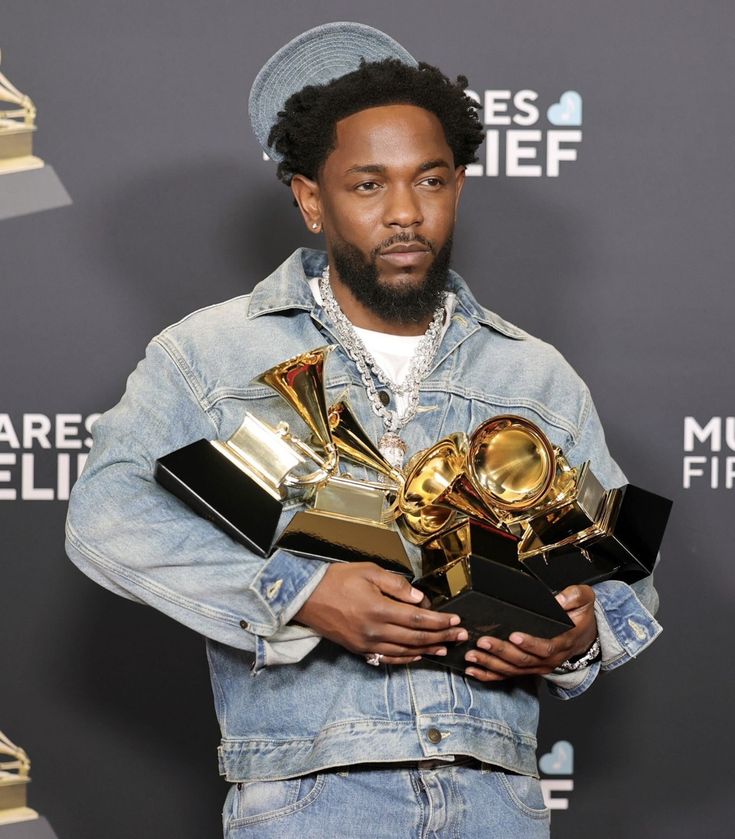 Kendrick Lamar Wins Grammy