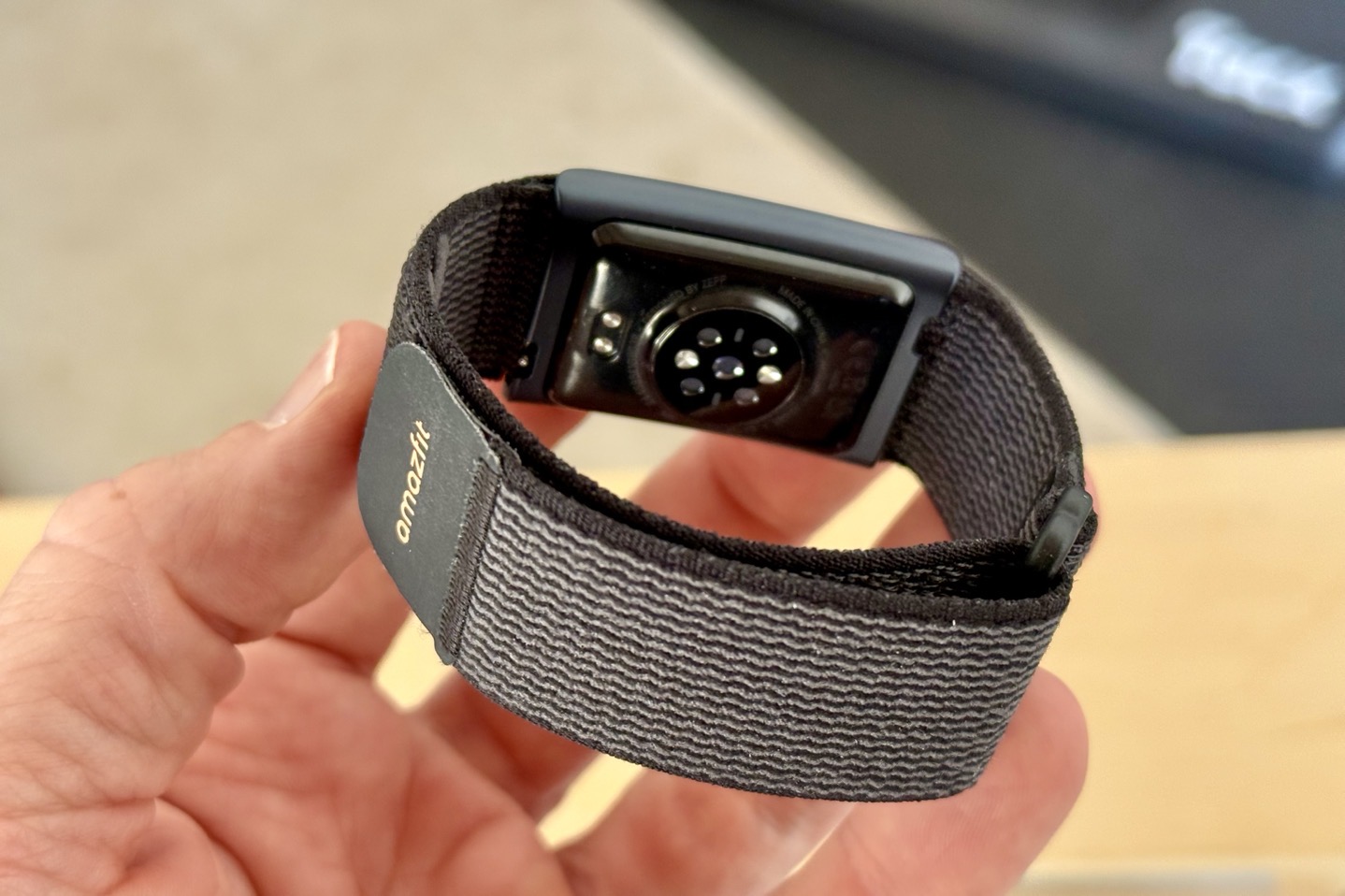 Amazfit Helio Strap Review: A Screen-Free Fitness Tracker That Prioritizes Precision