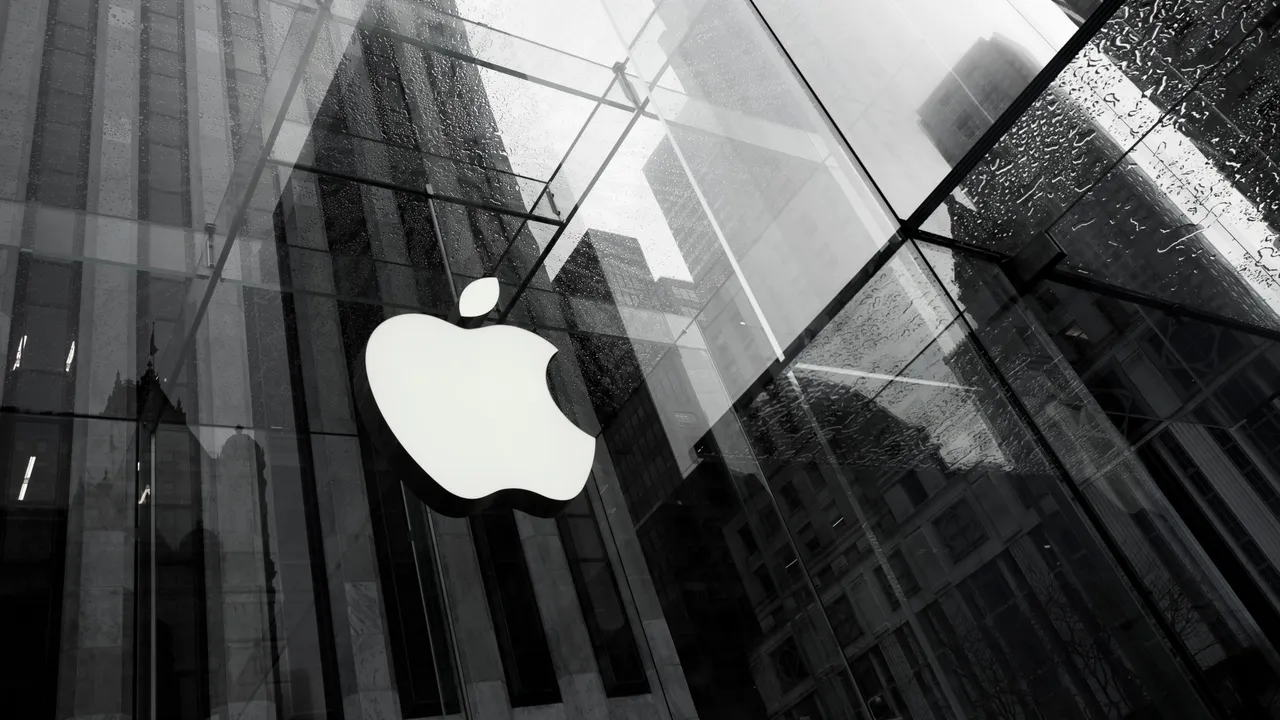 UK Withdraws Apple ‘Backdoor’ Demand: A Victory for Digital Privacy