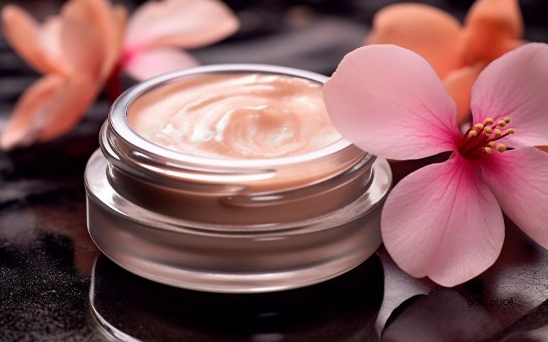 The Best Moisturizer for Oily Skin in 2025: Hydrate Without the Shine