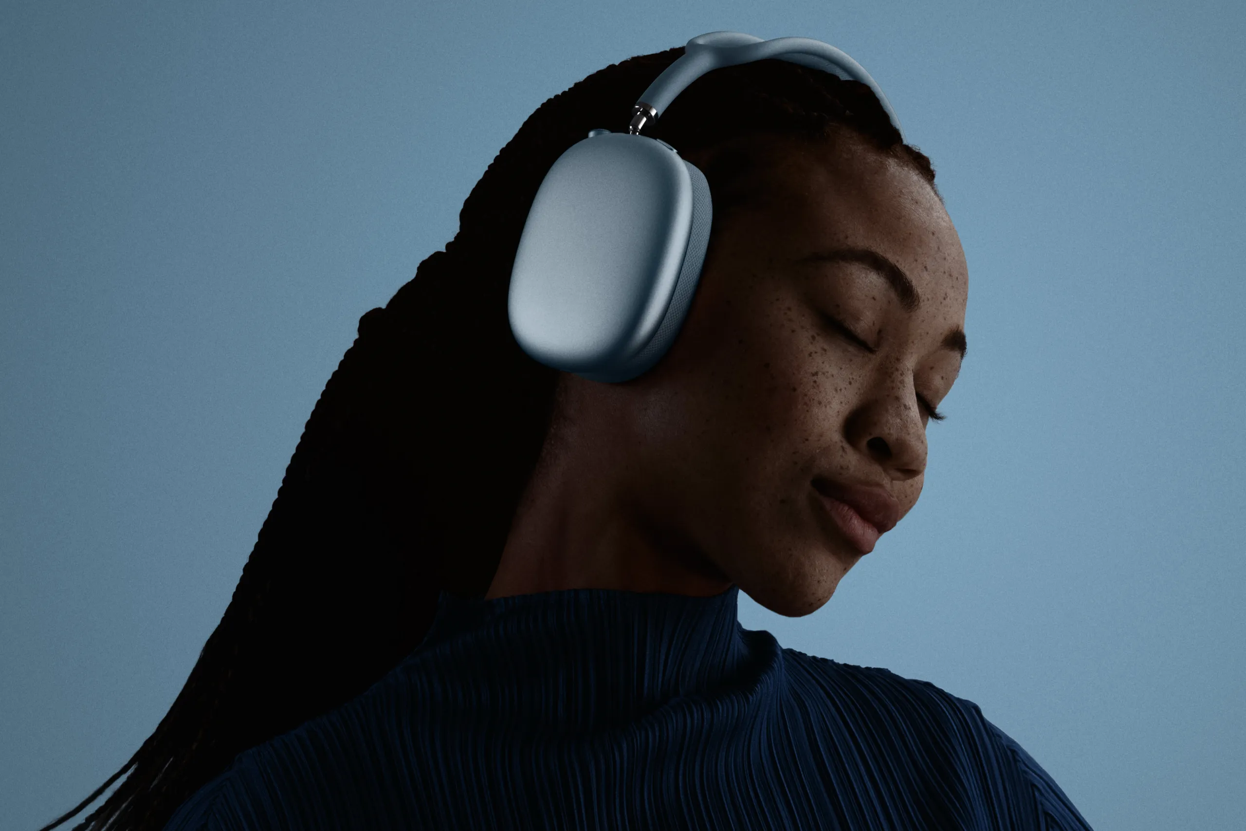 Apple Unveils AirPods Max 2: The H2 Chip Revolutionizes Premium Audio