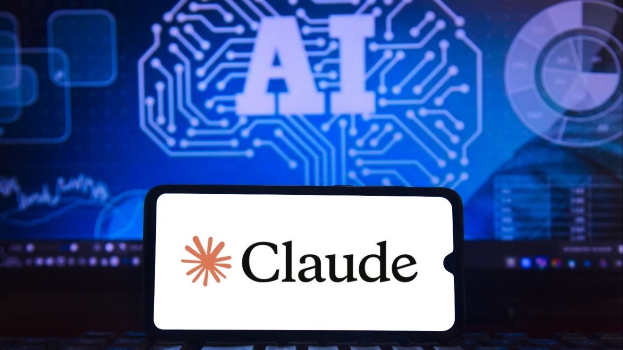 Claude Outage: Widespread Failures Leave Users Offline