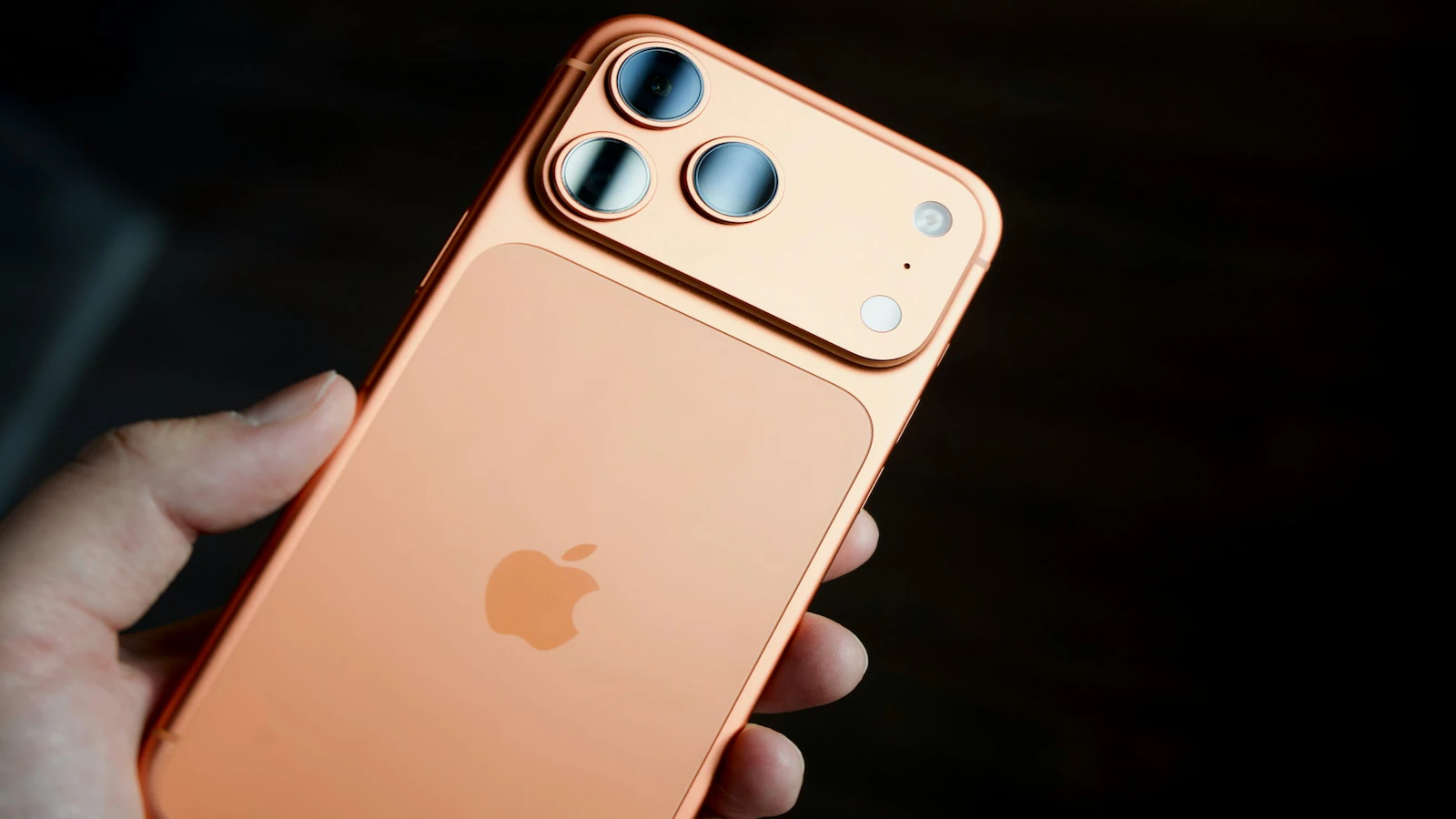 Apple iPhone 17 Pro Receives Major Price Drop During Ongoing Freedom Sales