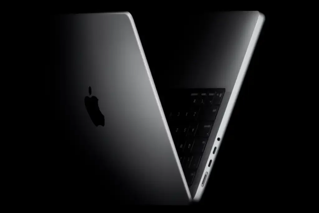 MacBook Pro M5 Pro and M5 Max Launch Redefining AI Performance