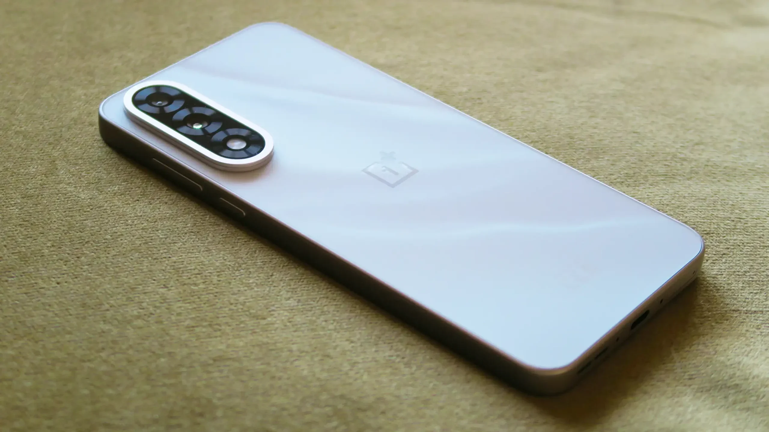Is This the End of OnePlus in Europe? The Legal Battle Over Useless Store Vouchers